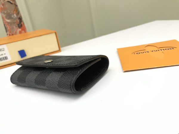 Louis Vuitton Damier Graphite 6 Key Case - Gray - Image 5