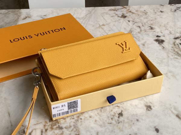 Louis Vuitton Aerogram Long Wallet - Yellow - Image 5