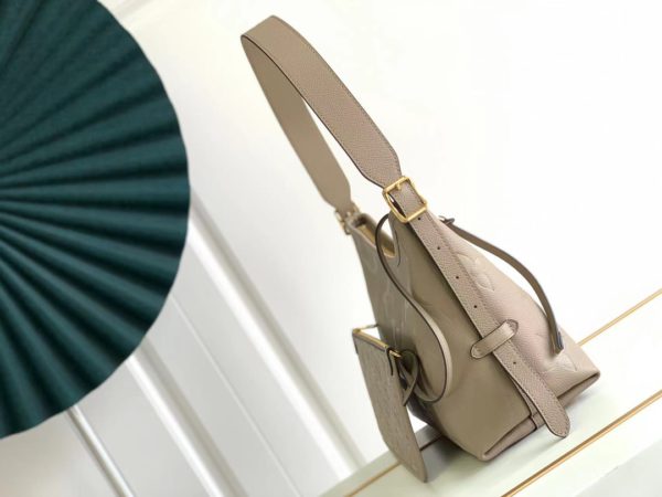 Louis Vuitton CarryAll Small Handbag - Khaki - Image 5