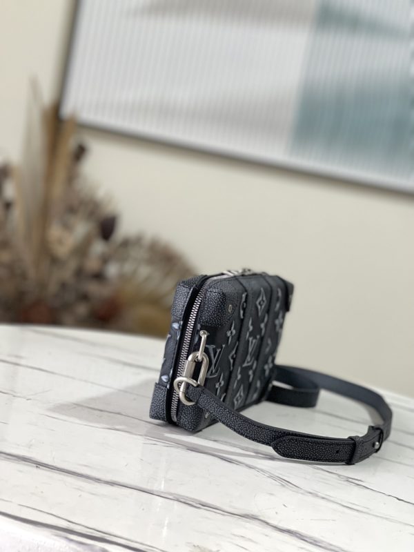 Louis Vuitton Soft Trunk Handbag - Black - Image 5