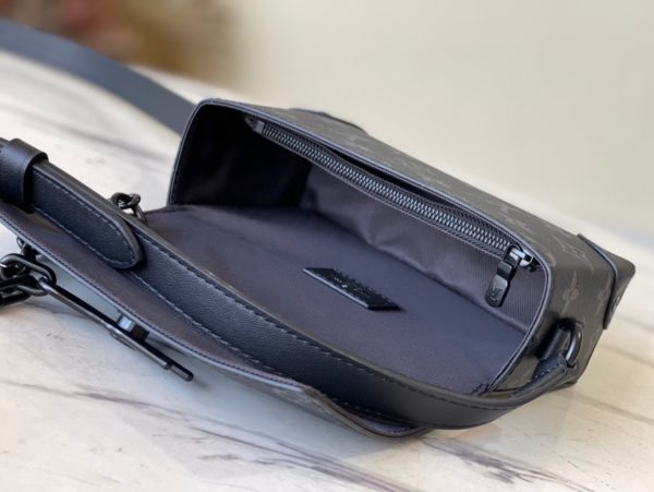 Louis Vuitton Steamer Wearable Wallet - Black - Image 2