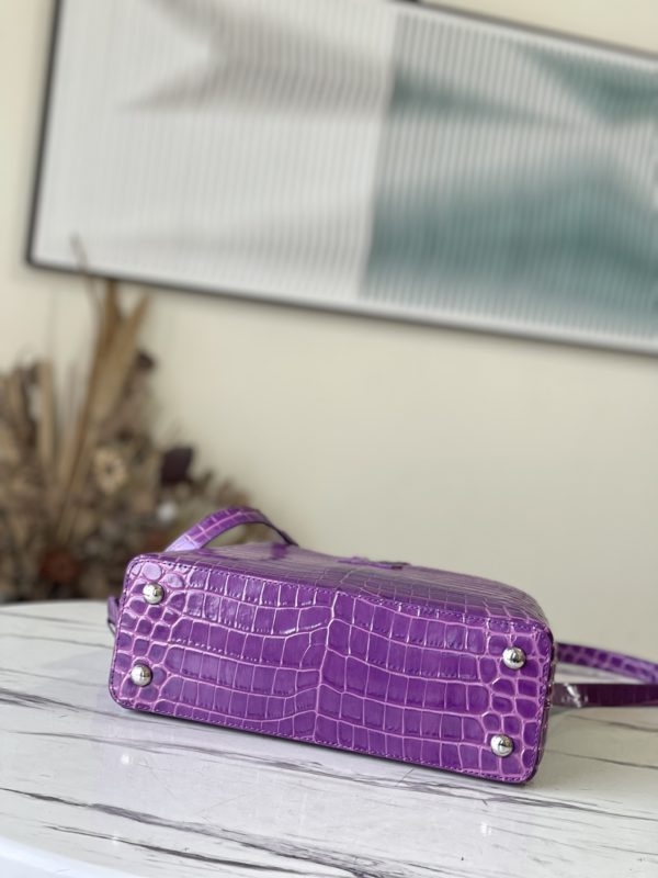 Louis Vuitton Precious Capucines Medium Handbag – Purple - Image 2