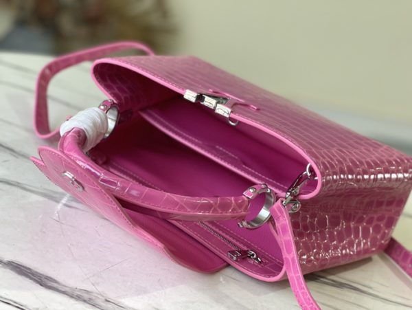 Louis Vuitton Precious Capucines Medium Handbag - Rose Red - Image 5