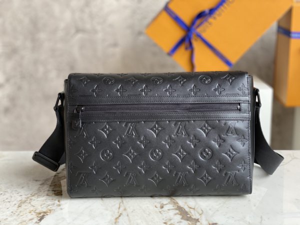 Louis Vuitton Sprinter Messenger Shoulder Crossbody Bag - Black - Image 3