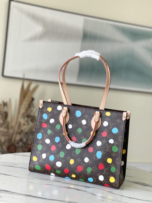 Louis Vuitton LV x YK OnTheGo Medium Handbag - Image 3