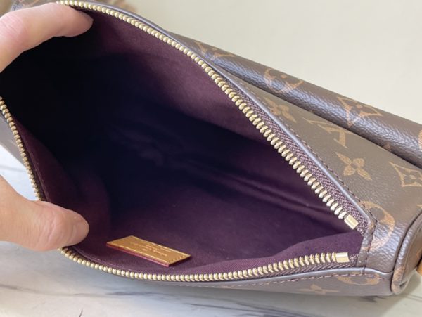 Louis Vuitton Street On The Left Bank Handbag - Image 5
