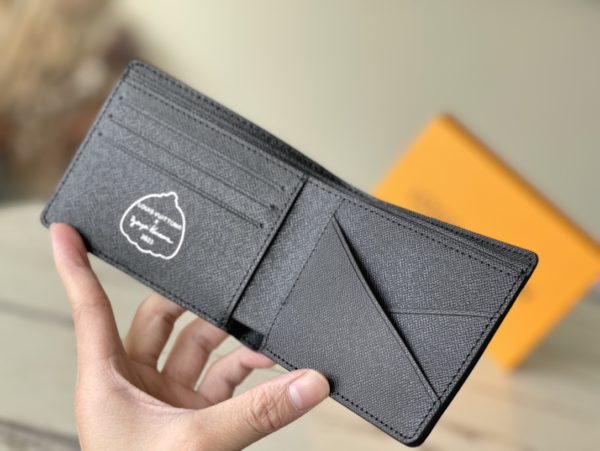 Louis Vuitton x Yayoi Kusama Wallet - Image 9