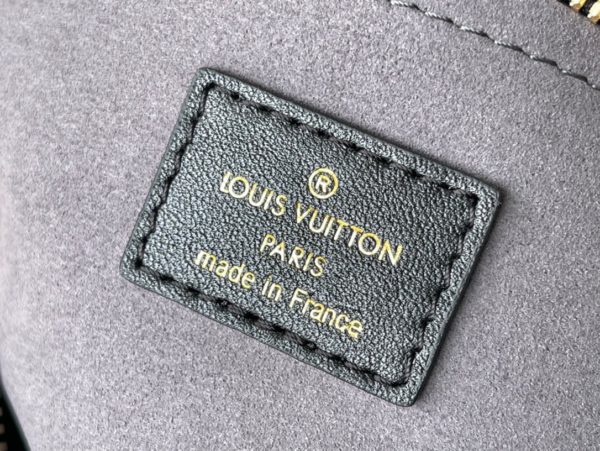 Louis Vuitton Speedy 20 Handbag - Black - Image 2