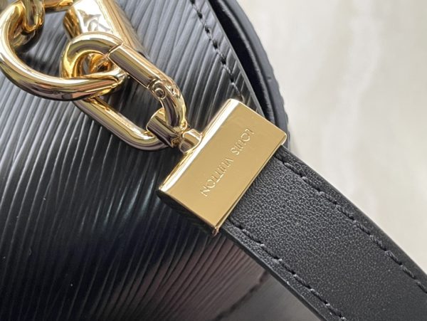 Louis Vuitton Twist Medium Handbag - Image 6