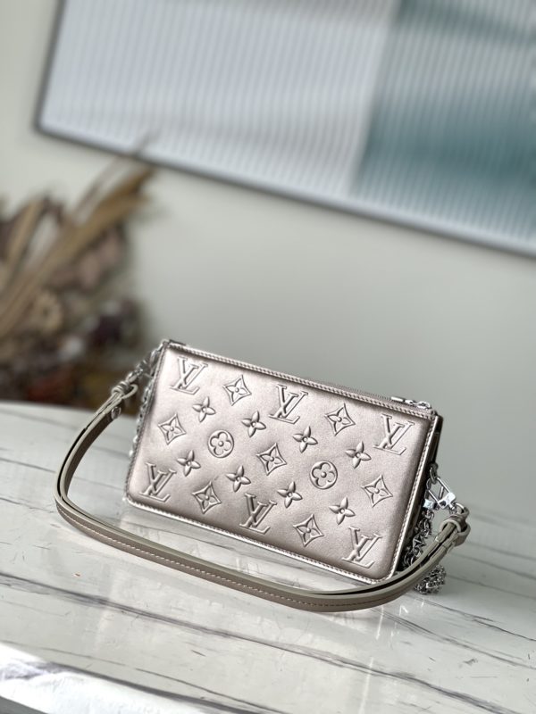 Louis Vuitton Vavin Chain Wallet - Pearl Gold - Image 9