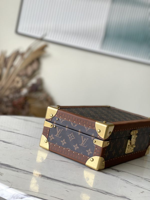 Louis Vuitton Presbyopia 8-piece Watch Box - Image 7