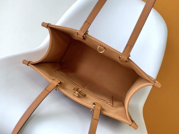 Louis Vuitton ONTHEGO Medium Handbag - Brown - Image 2