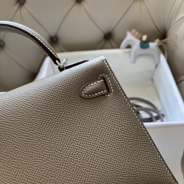 Hermes ck18 Mini 2nd Generation Handbag - Elephant Gray - Image 2