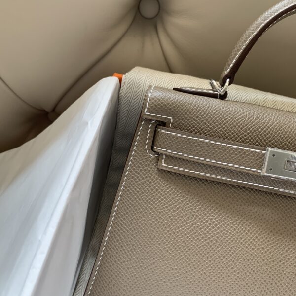 Hermes ck18 Mini 2nd Generation Handbag - Elephant Gray - Image 3