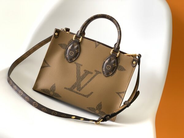 Louis Vuitton Onthego Mini Handbag - Image 4