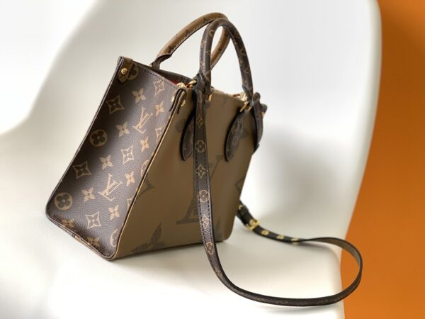 Louis Vuitton Onthego Mini Handbag - Image 5