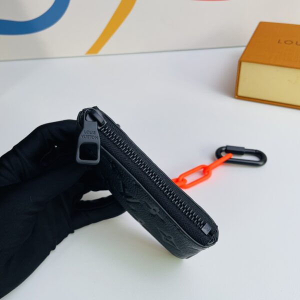 Louis Vuitton Key Case  Orange Chain - Black - Image 4