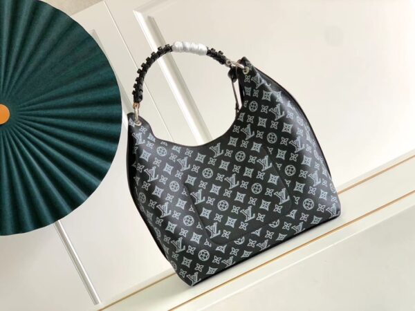 Louis Vuitton Carmel Hobo Tote Handbag - Black - Image 4