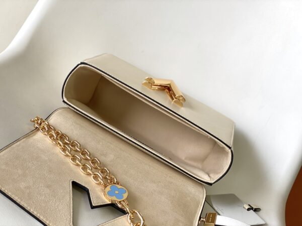 Louis Vuitton Twist Medium Handbag – Off White - Image 3