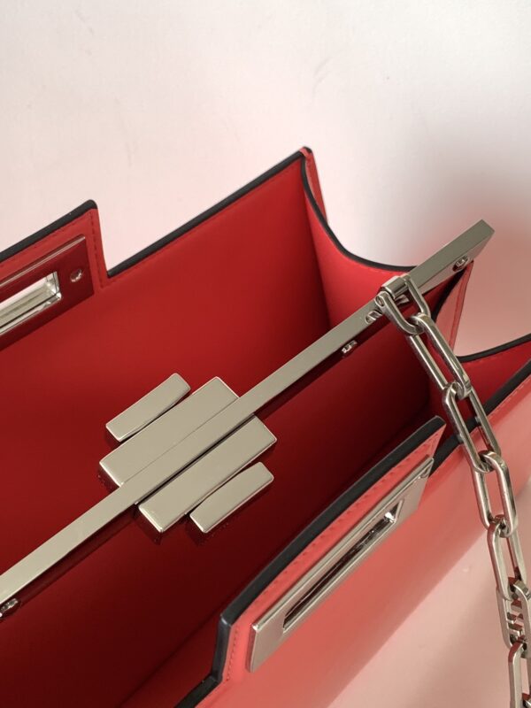 Fendi Peekaboo Cut Medium Bag - Peach - Image 5