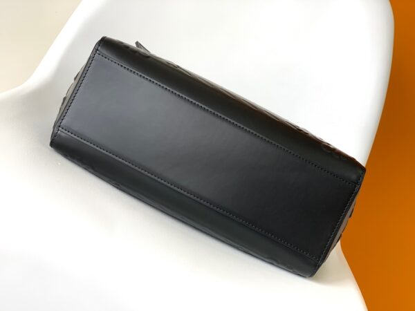Louis Vuitton Ornaments Sac Plat Handbag - Black - Image 4