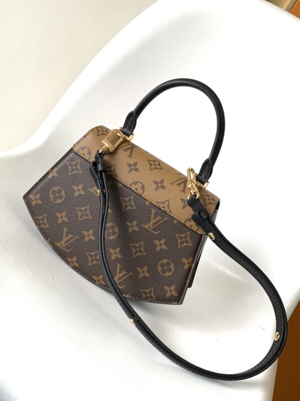 Louis Vuitton Tilsitt Bag - Black - Image 4