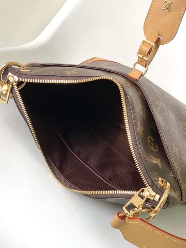 Louis Vuitton Odeon Small Monogram Canvas Handbag - Image 5