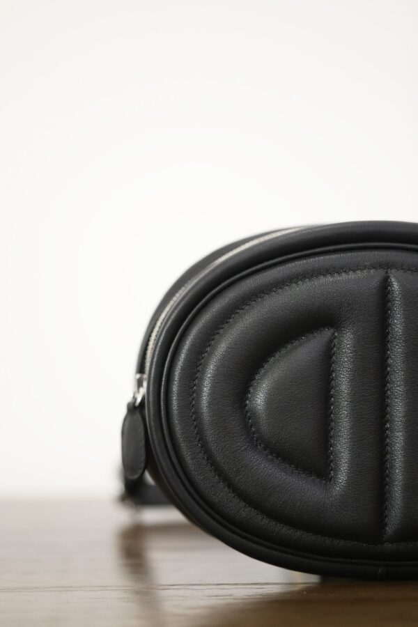 Hermes Loop Swift Waist Bag - Black - Image 2