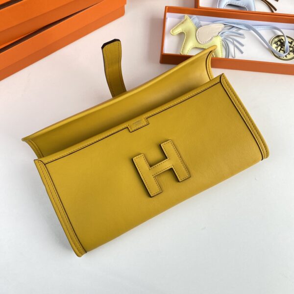 Hermes Jige Elan Clutch – Amber - Image 5