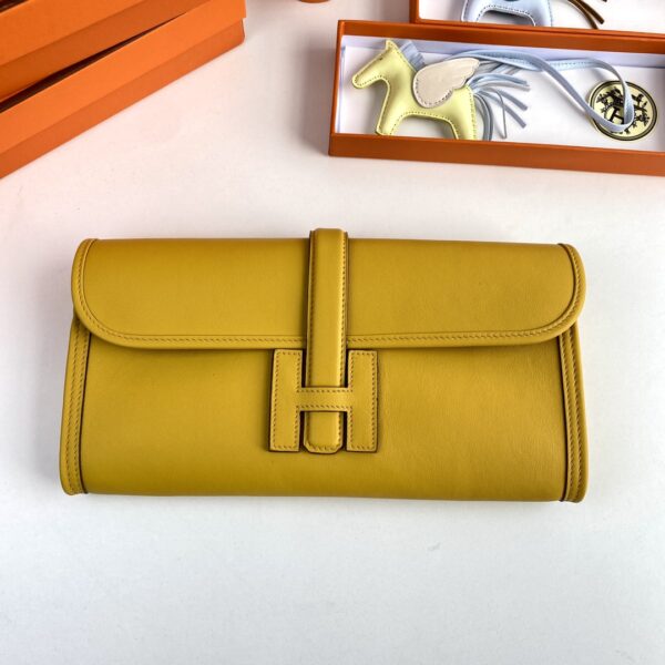 Hermes Jige Elan Clutch – Amber - Image 4