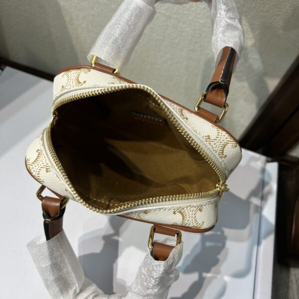 Celine New Year Capsule Series Heart-Shaped Handbag - White - Image 3