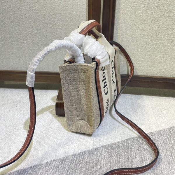 Chloe Woody Mini Shoulder Strap Tote Bag - Brown - Image 5