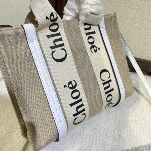 Chloe Woody Small Shoulder Strap Tote Bag - White - Image 2
