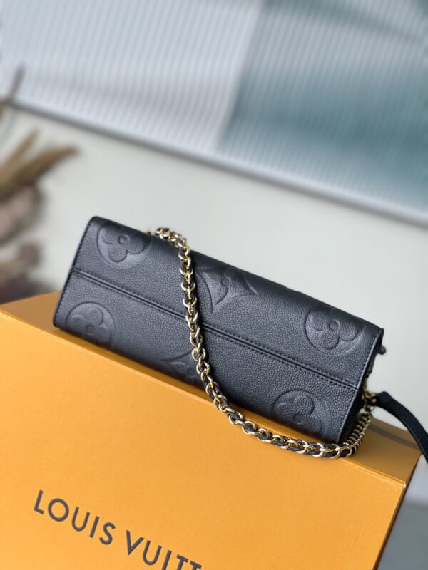 Louis Vuitton Onthego East West Handbag - Black - Image 2
